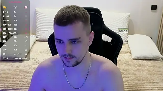 Larstar01's Live XXX Chat