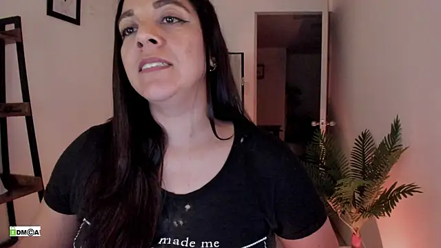 urcute_kitten Chat XXX in diretta