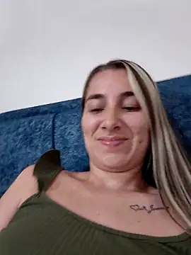 Iris_love18 Chat XXX live