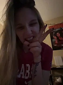 Chat XXX en directo de PeachyBabyx