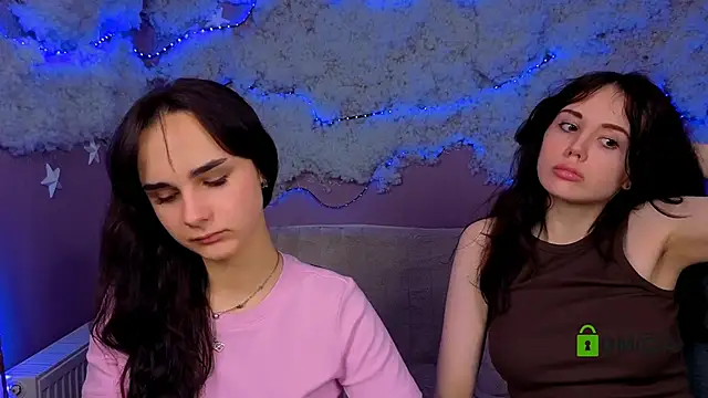 ariana_ross7: διαδικτυακό σόου στην κάμερα