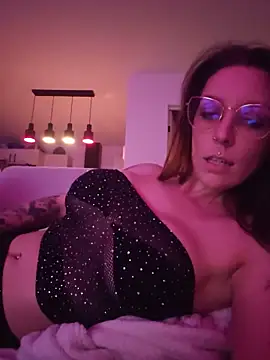 LilyOrion Chat XXX in diretta
