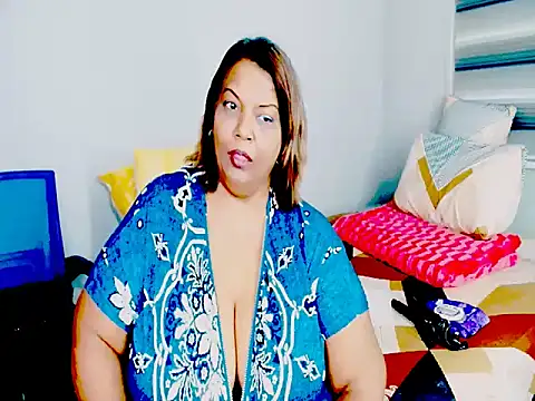 Sassy_Tassy: απευθείας συνομιλία ΧΧΧ
