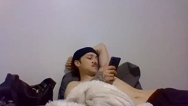 Jbenz420 现场XXX聊天