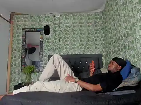 Chat XXX en directo de Kofi_exotic_2
