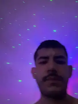 vinihfeh's Live XXX Chat