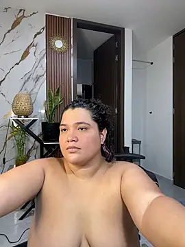 sweetmuslim01 Show in webcam