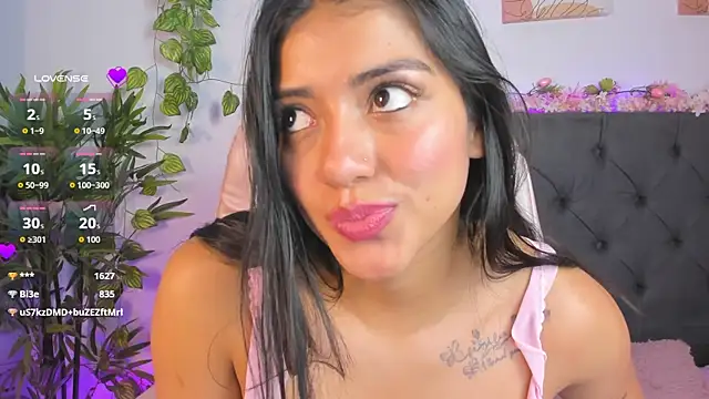Quiinn_bx – live chatrum
