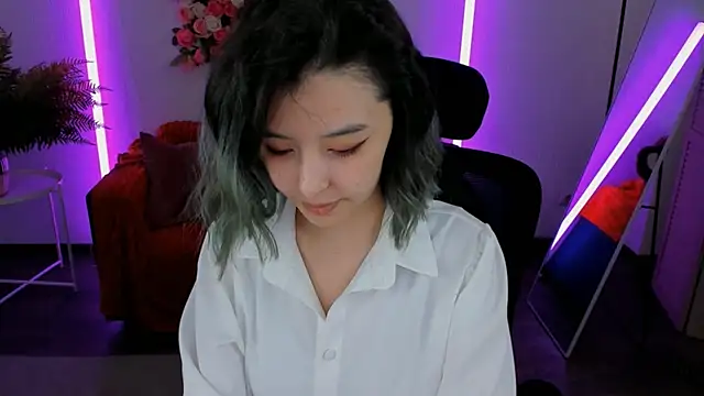 SirenMystiq 网络视讯表演