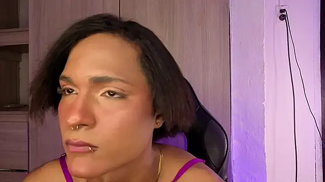 tiffanyy_777 Webcam-Show