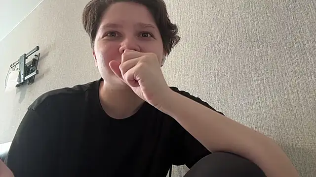LizCumens Show in webcam