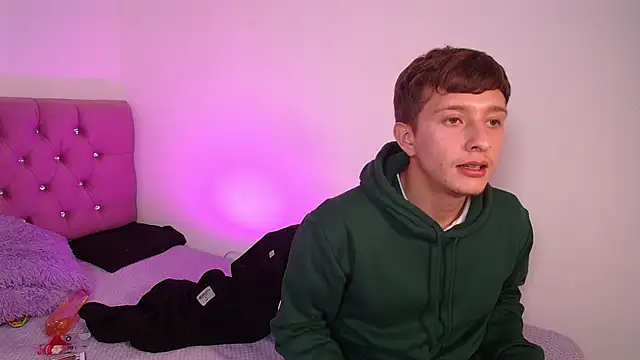 mae_nathan_'s Webcam Show