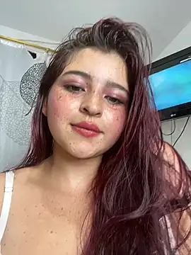Xuxi_XXX Adlı Modelin Canlı XXX Sohbeti