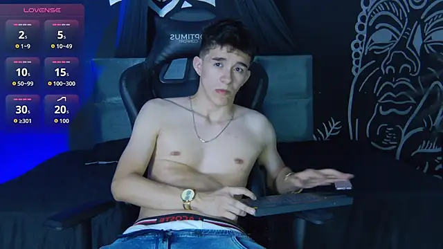 Tristan_Kane live XXX chat