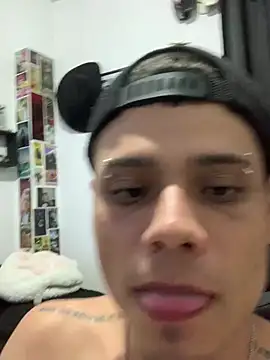 JohannYng Webcamshow