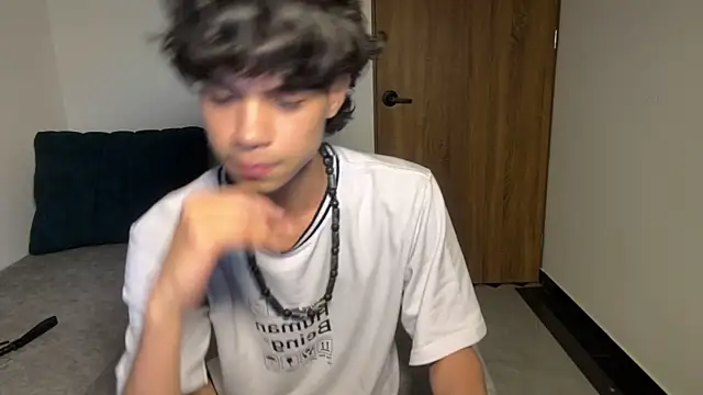 Show de OopsAgain_ na webcam