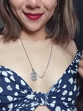 Dama_Scarlata18 即時 XXX 聊天