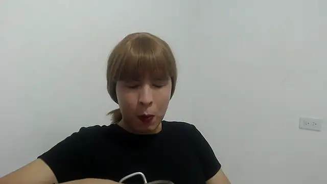 estefania224のライブXXXチャット