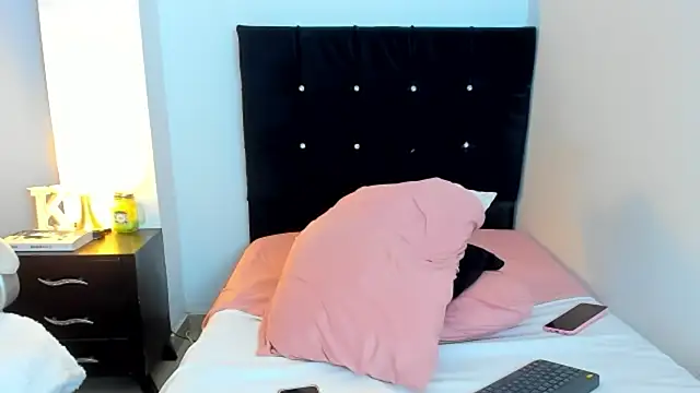 ห้องแชทสดของ kathyajhonss
