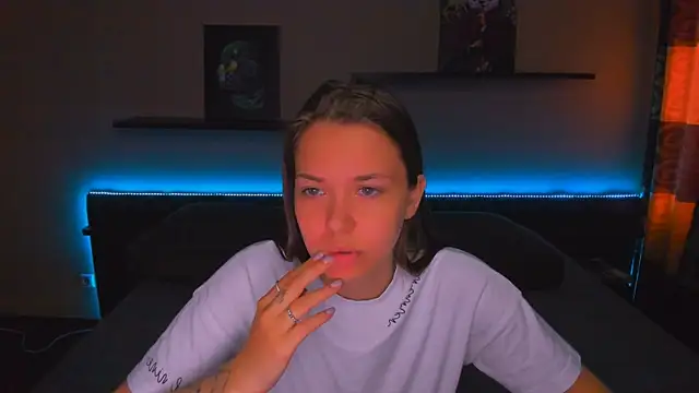 AlexaBarkley Adlı Modelin Canlı Sohbet Odası