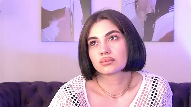 XXX chat uživo modela AdrianaToress