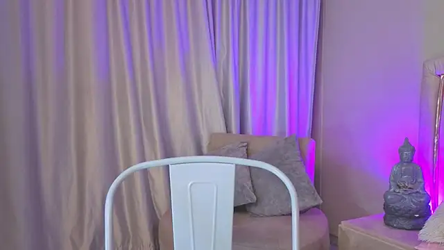 Esmeralda_Candy's Live Chat Room
