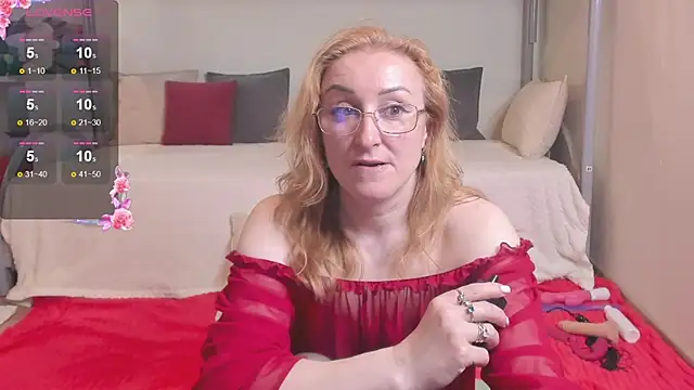 Chatroom XXX en direct de MadissonKiss