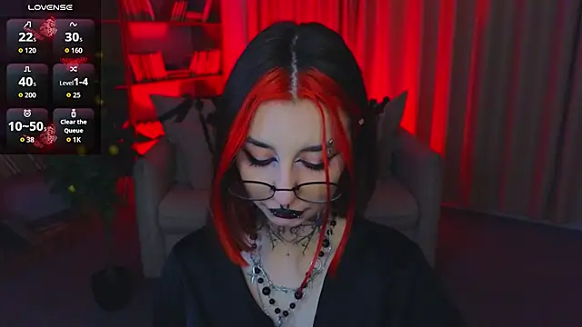 Mistress__Marcelline: онлайн-секс-чат