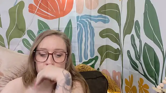 millie_rose_xo লাইভ XXX চ্যাট