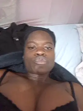Boobievee Live XXX Chat