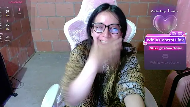 Chat XXX en directo de Maggie_Fox3