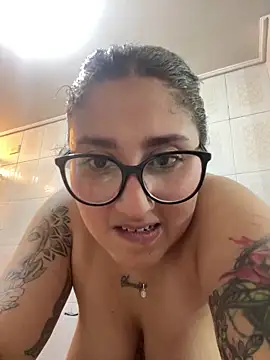 croftsmila's Live XXX Chat