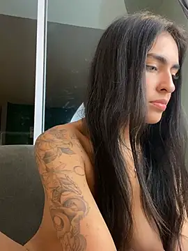 Chat +18 de DaphneUwu ao vivo
