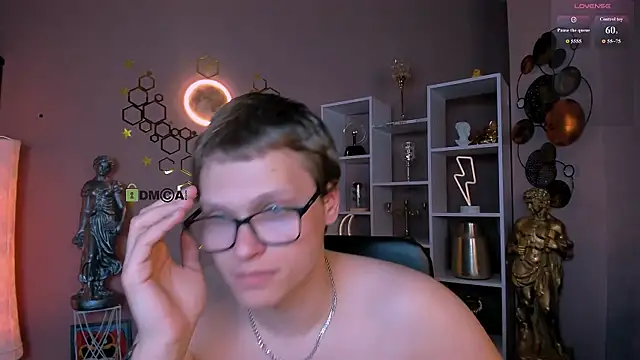 teo_sol Show in webcam