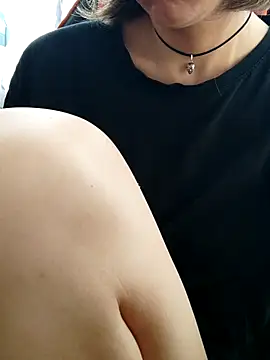 Aashikalaa's Live XXX Chat