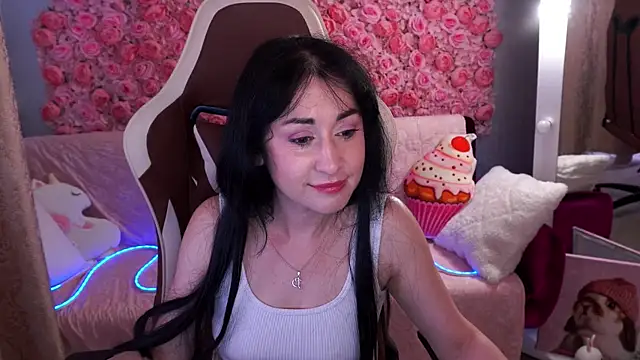 Chat XXX ao vivo de CarolinaaFoxyyy