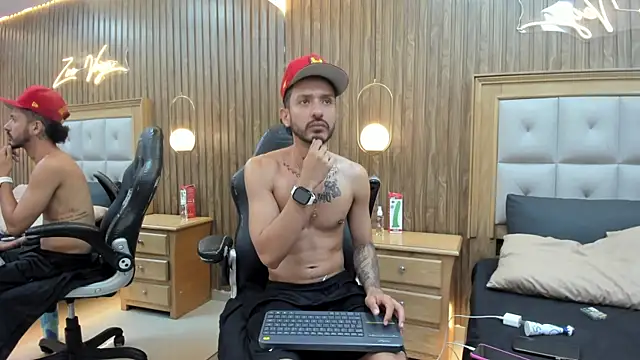 denis_winslow Pertunjukan Webcam