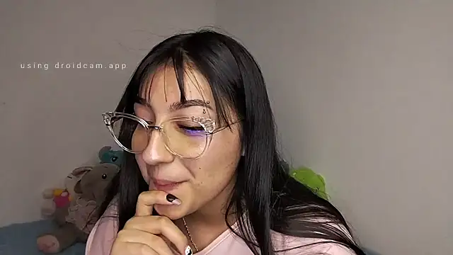 Kiara_MirageのライブXXXチャット