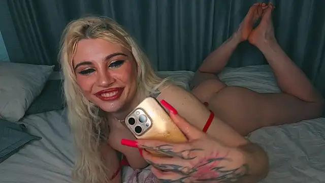 Ashley-Urban Chat XXX in diretta