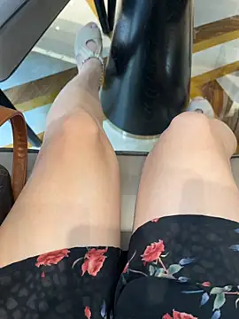 Lola666999のライブXXXチャット