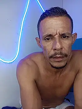 Chat XXX Live El_junior21