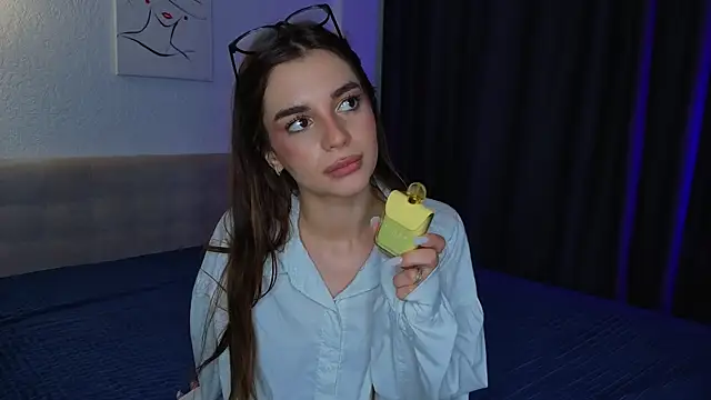عرض كام LauraHansil