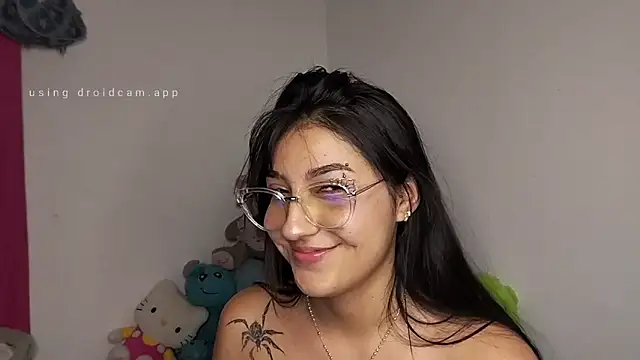 Kiara_Mirage live-chat rom