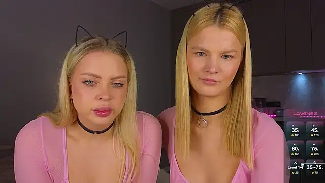 Pokazy przed kamerką – meowbaaby