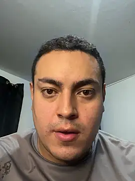 dereeck23 Live XXX-chat