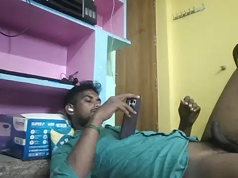 Tamilgud23のウェブカメラショー