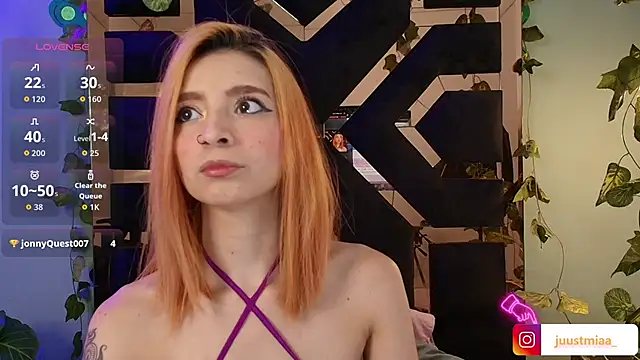 Justmia69's Live XXX Chat