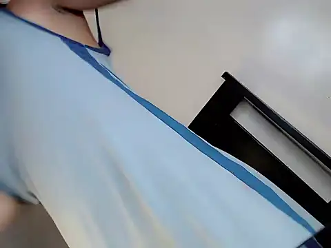 ashley_bombshell 即時 XXX 聊天