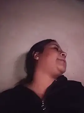 Chat +18 de Giselabrunette25 ao vivo