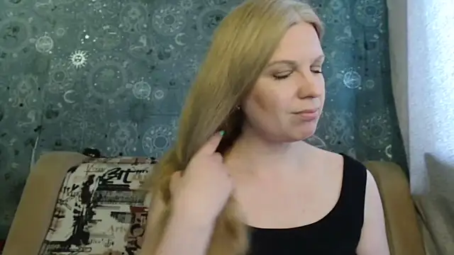 Živá chatovací místnost BlondeFox